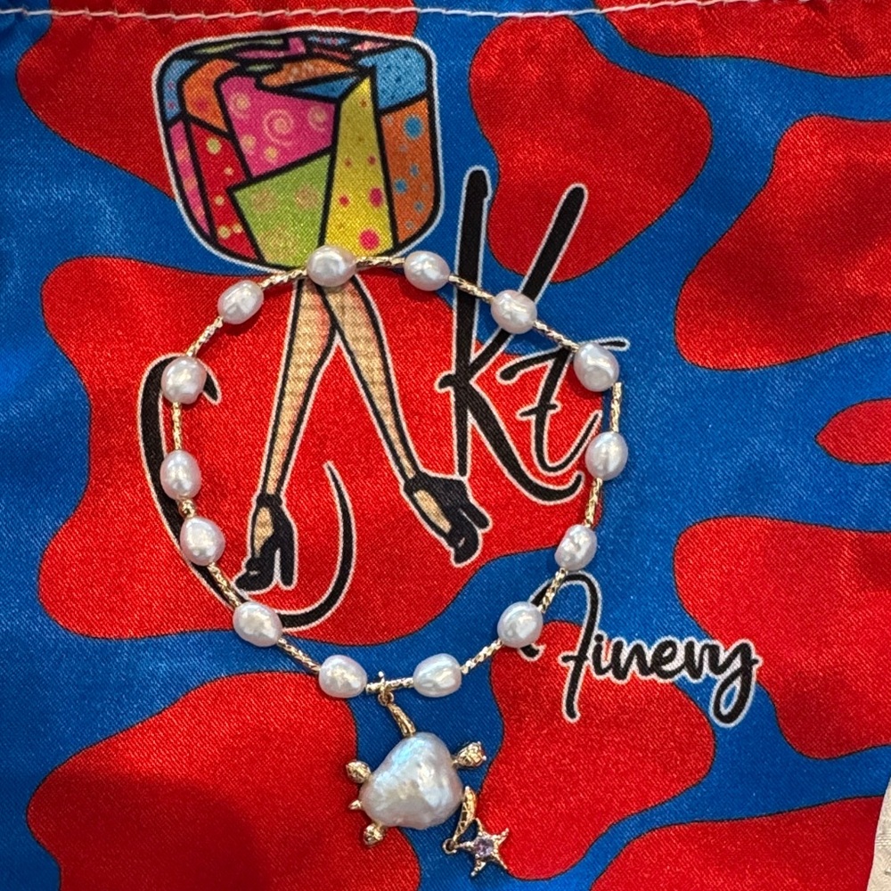 Pearl and Star Charm Bracelet